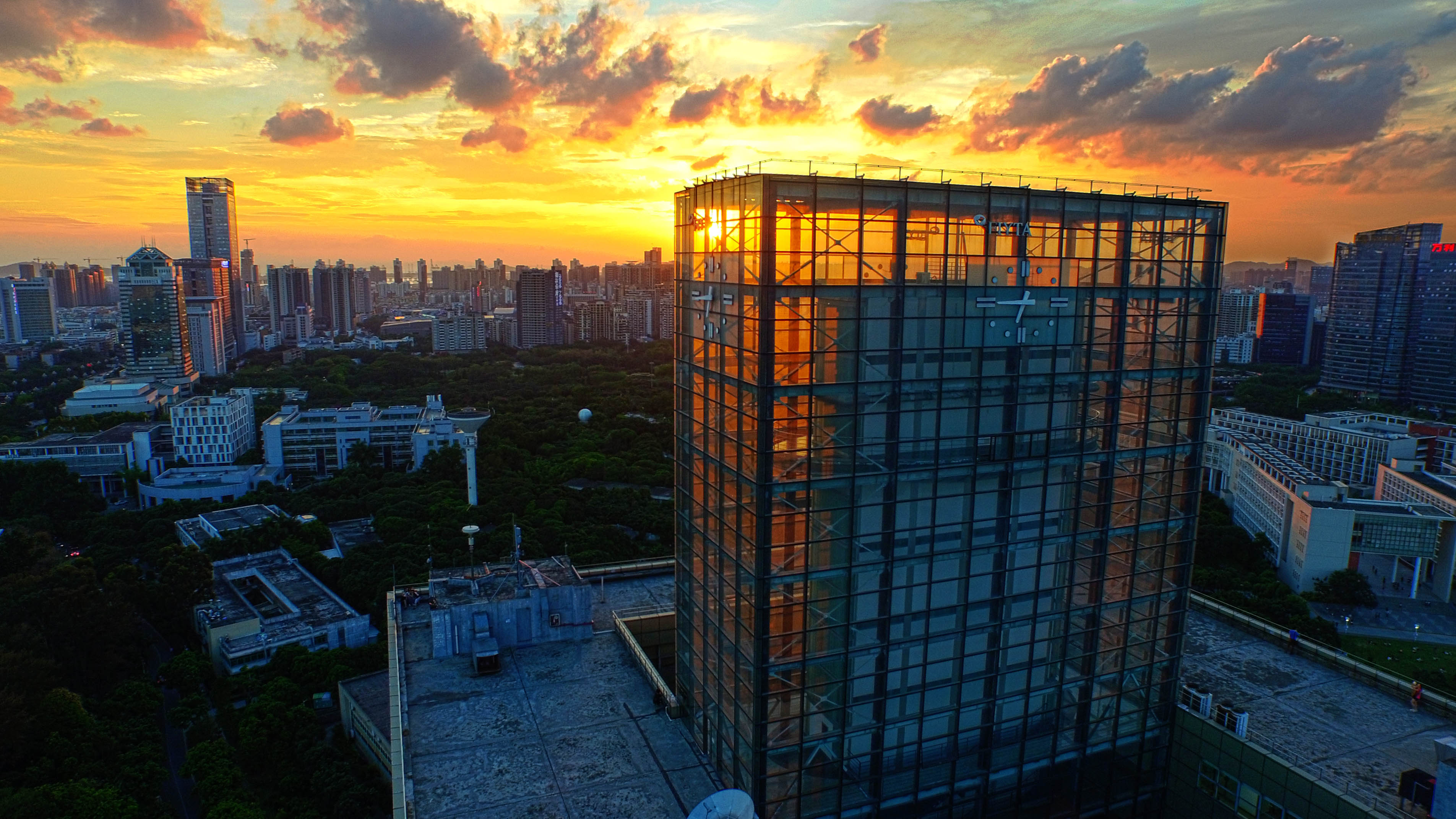钟楼正侧航拍_HDR2.jpg