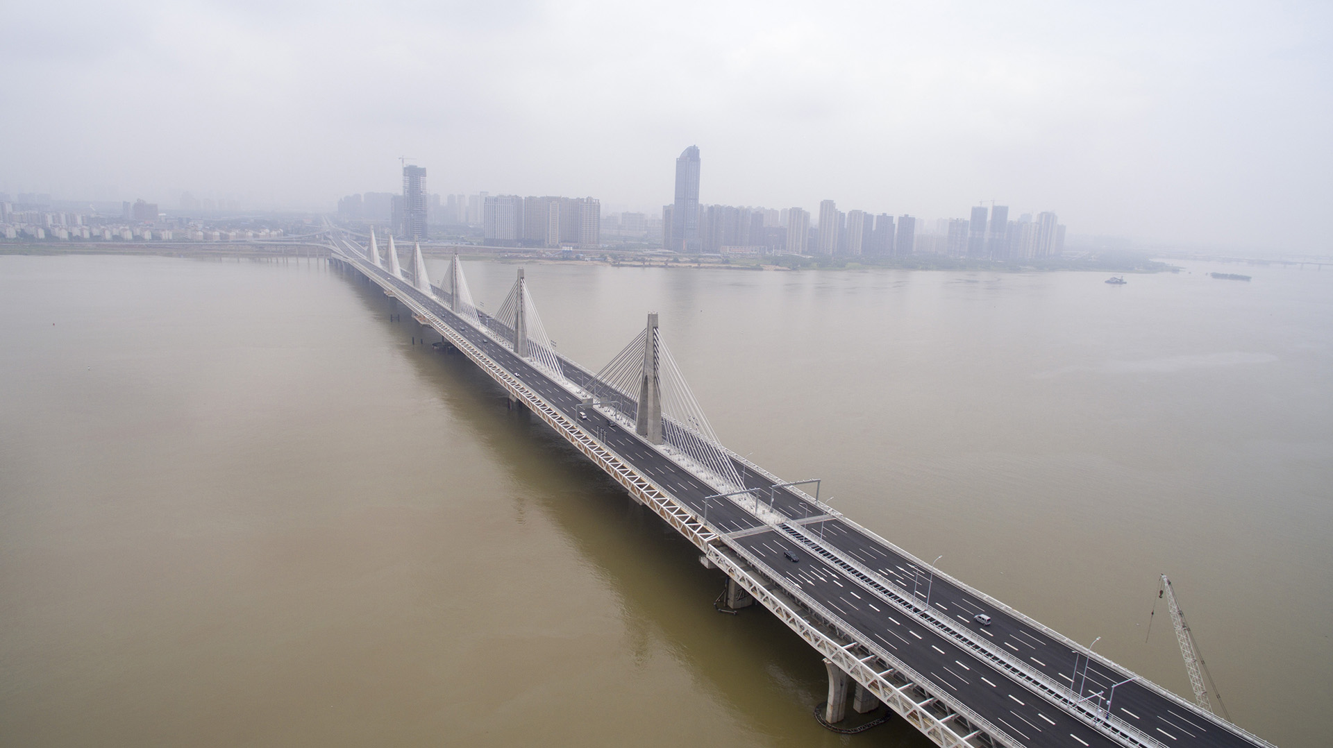 《朝阳之上》航拍南昌朝阳大桥-作品-大疆社区