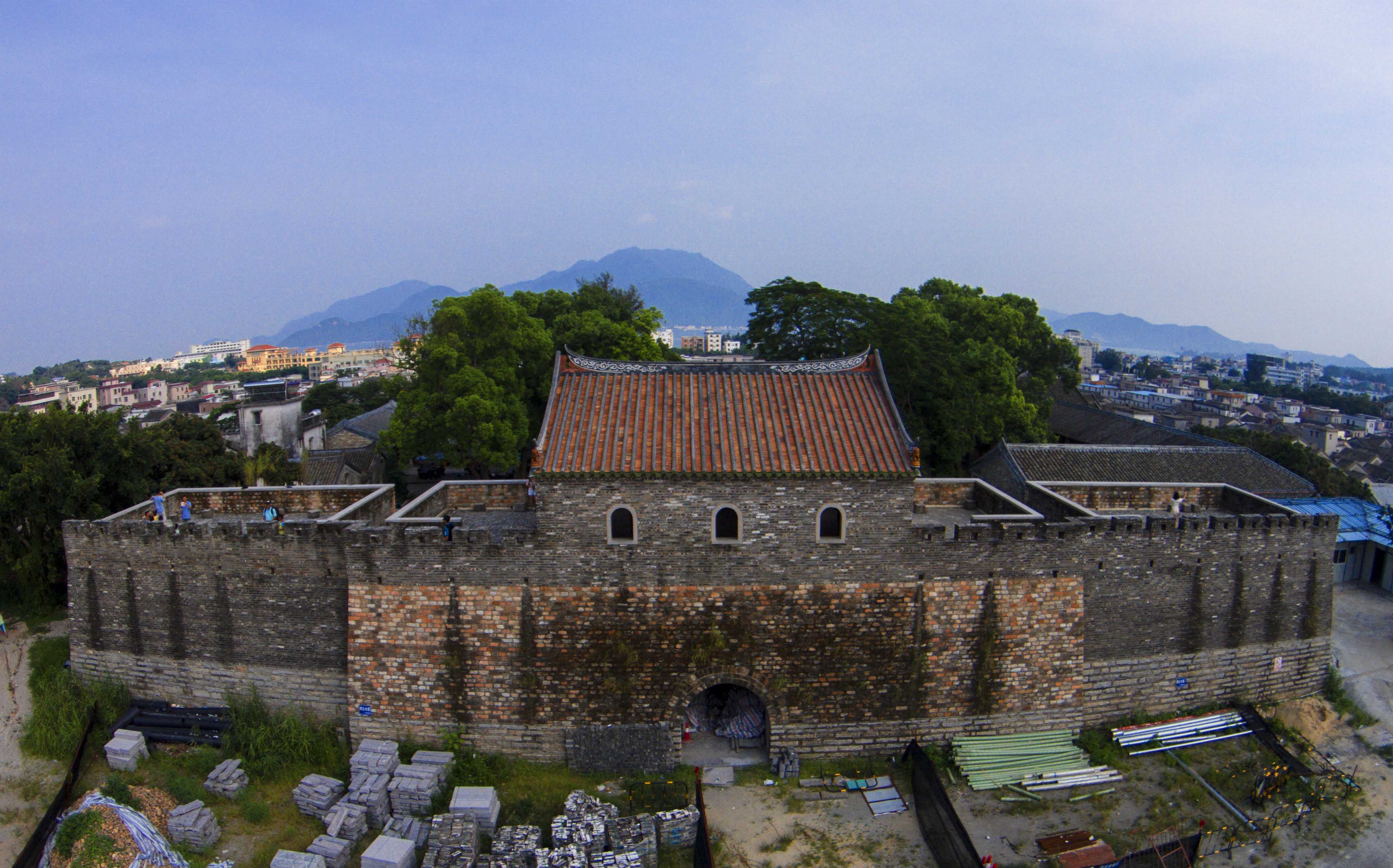 精灵2v航拍深圳大鹏所城及流水感受