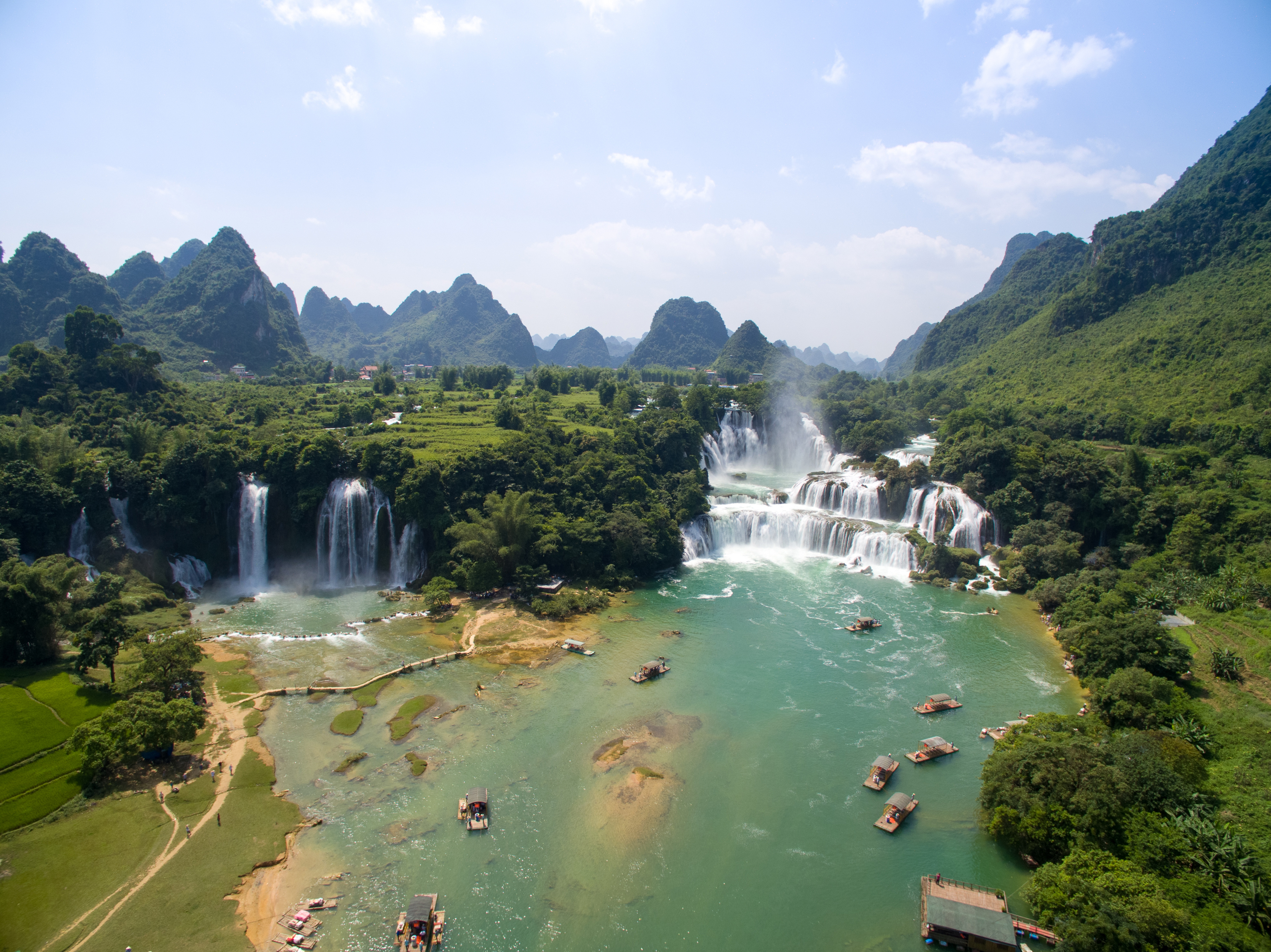 花千骨拍摄地德天瀑布图片