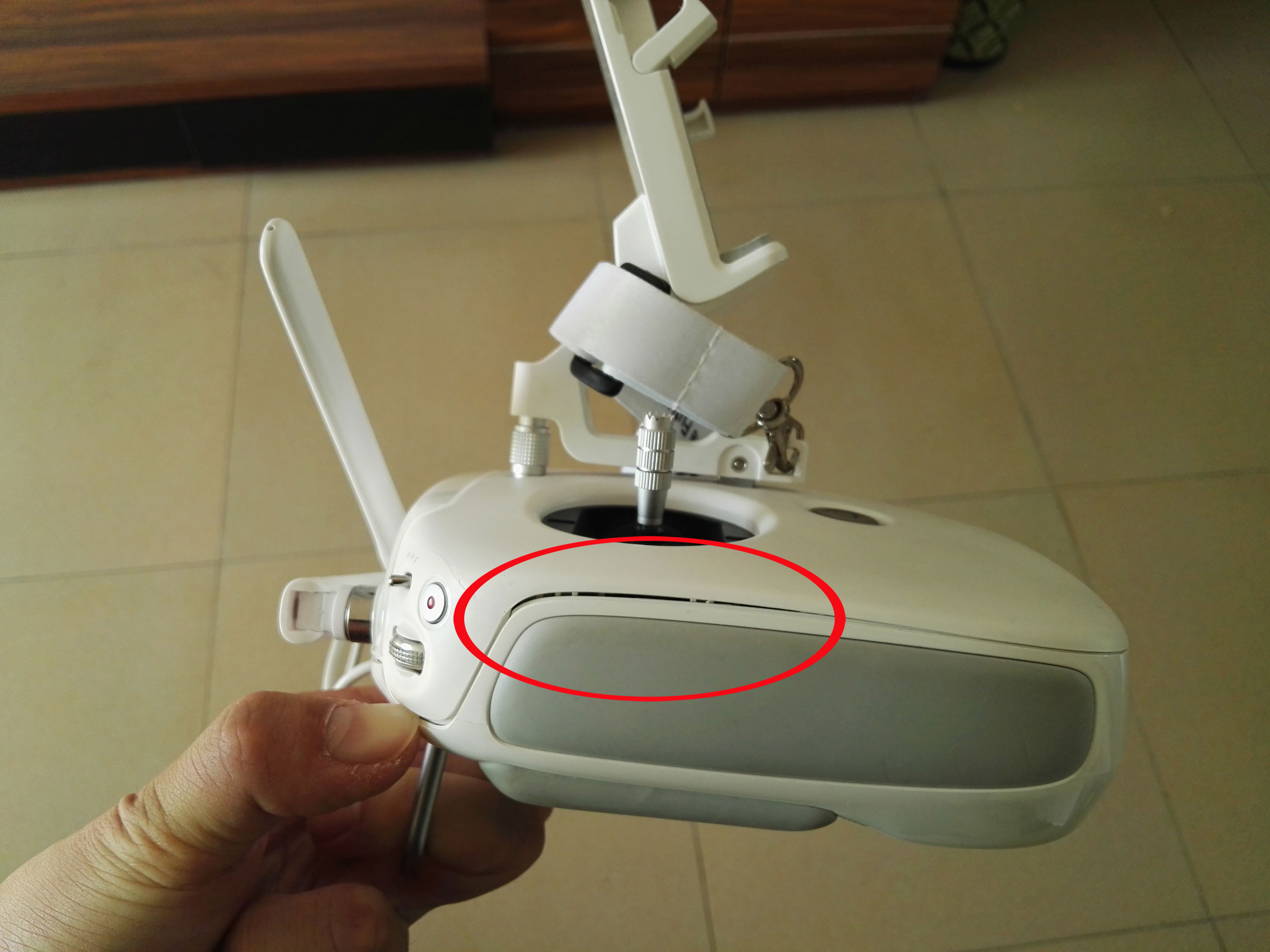 秋香,高手们帮忙分析:精灵3a最近出现图传中断-产品-大疆社区