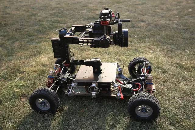 特种拍摄|全新改装遥控车:搭配加长版ronin,新一代减震系统