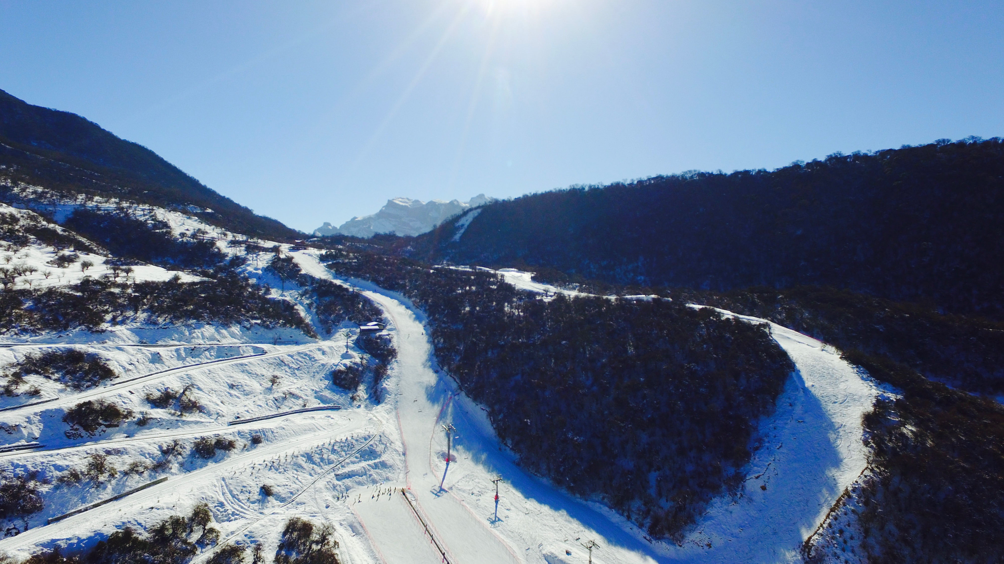 航拍成都九鼎山太子岭