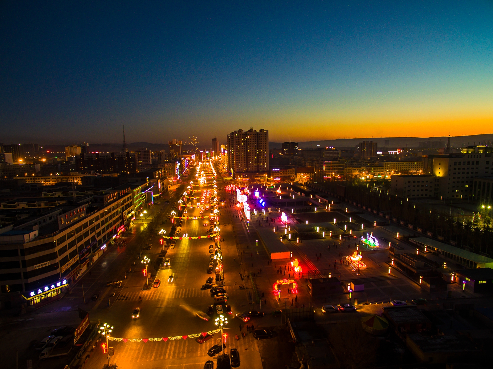 大年初一 陕西靖边夜景