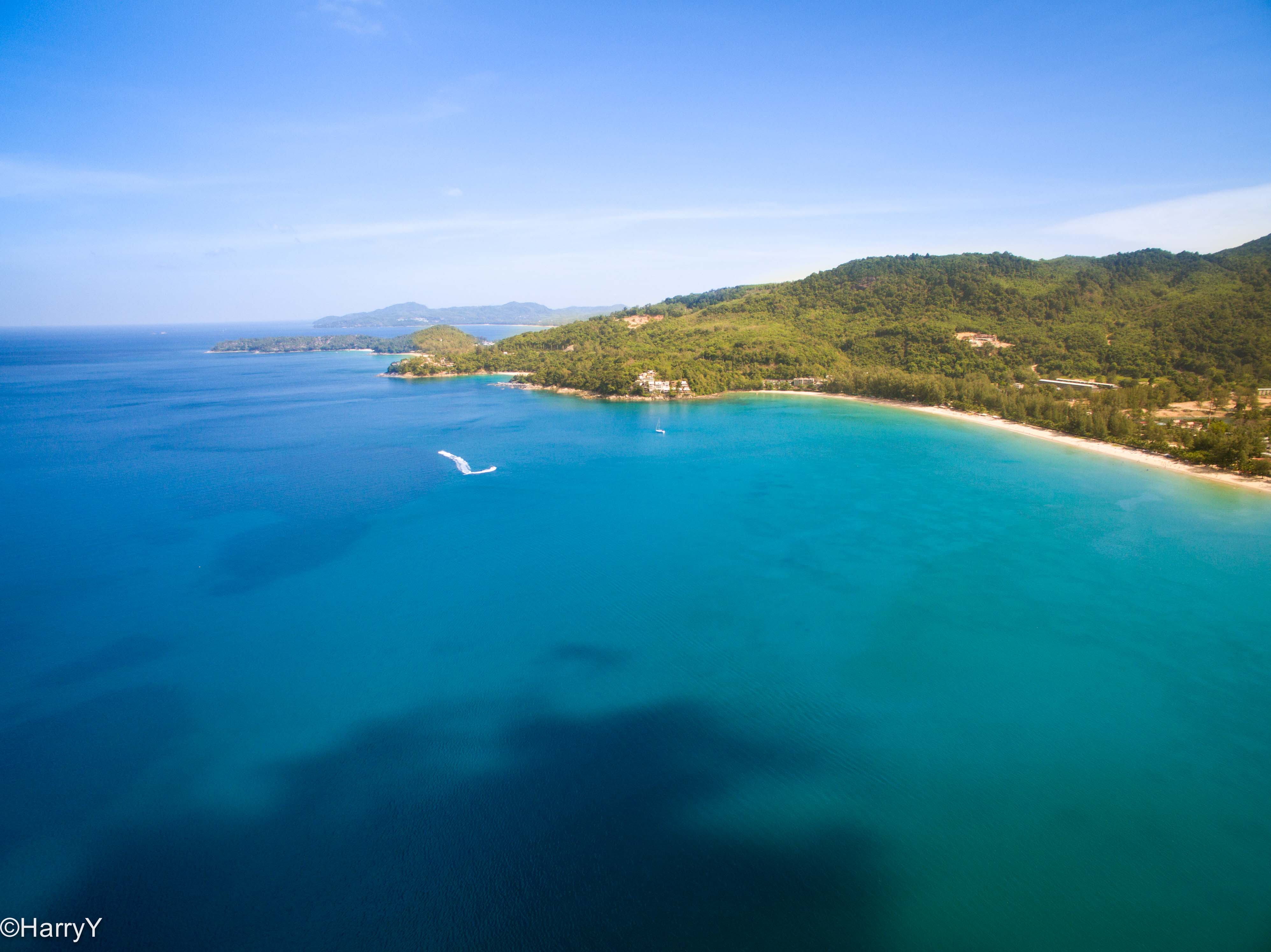 普吉岛湛蓝大海