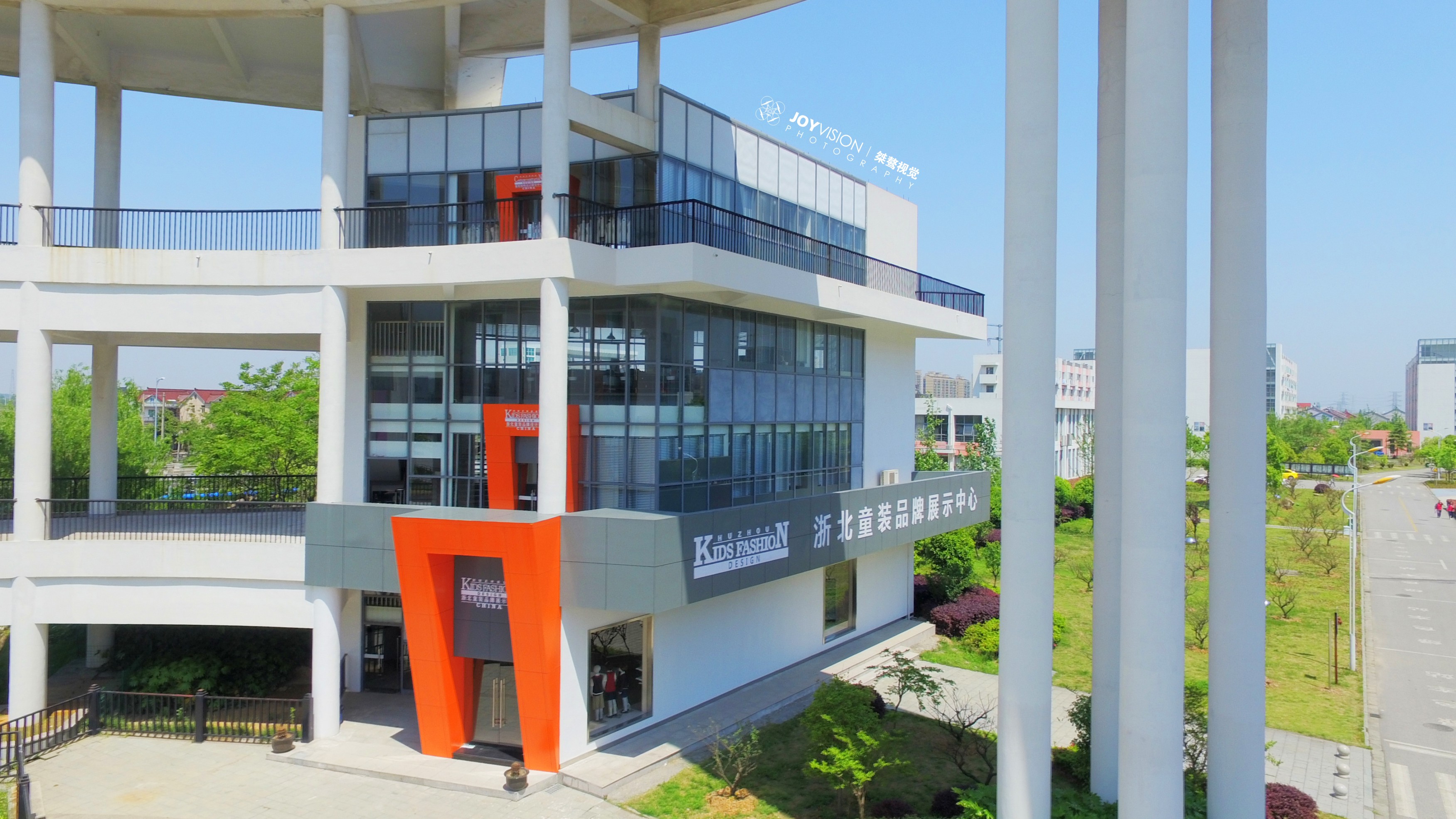 湖州最美的学校——湖州艺术与设计学校航拍(更新全景)-作品-大疆社区