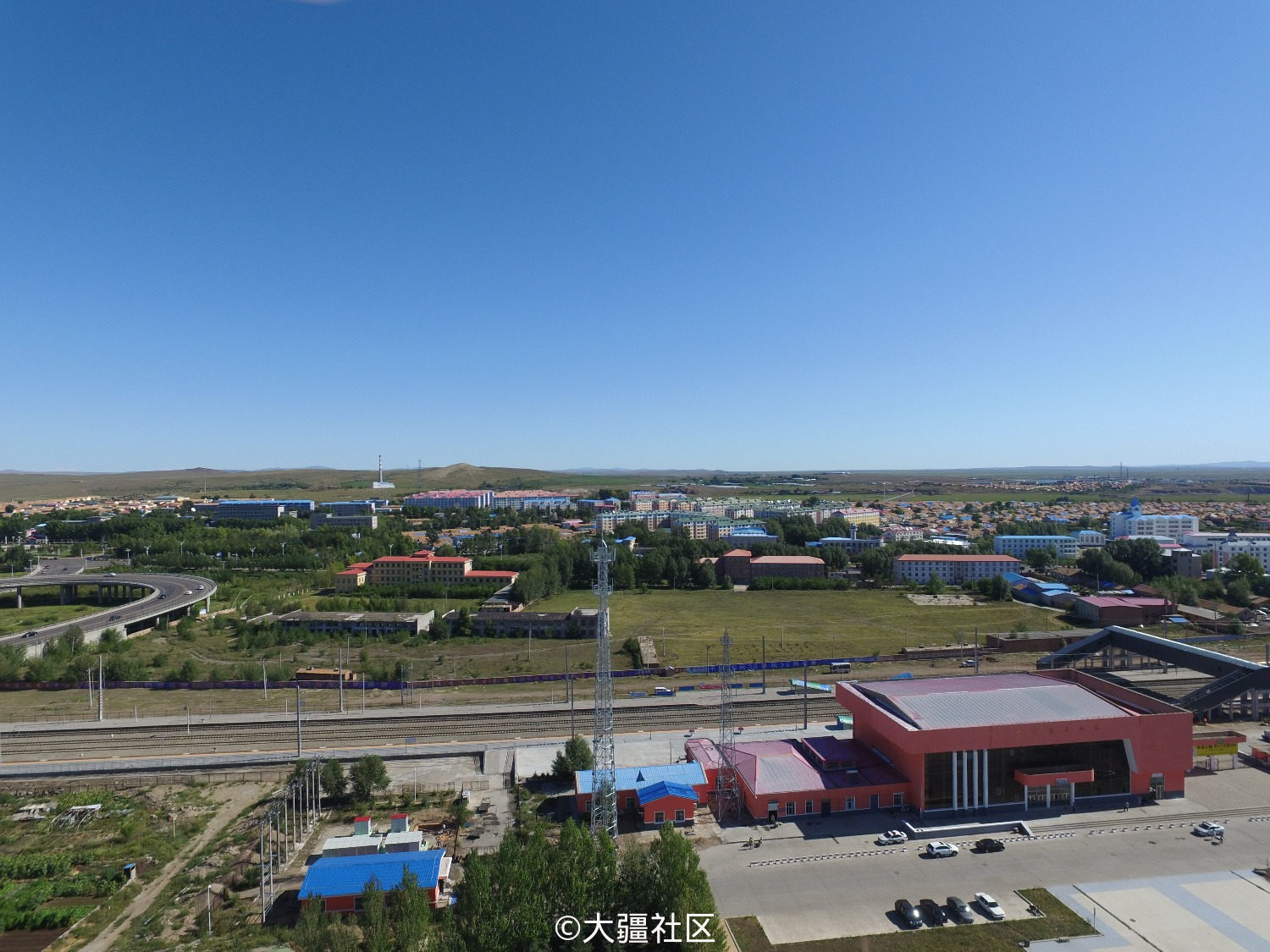 满洲里扎赉诺尔西站广场全景