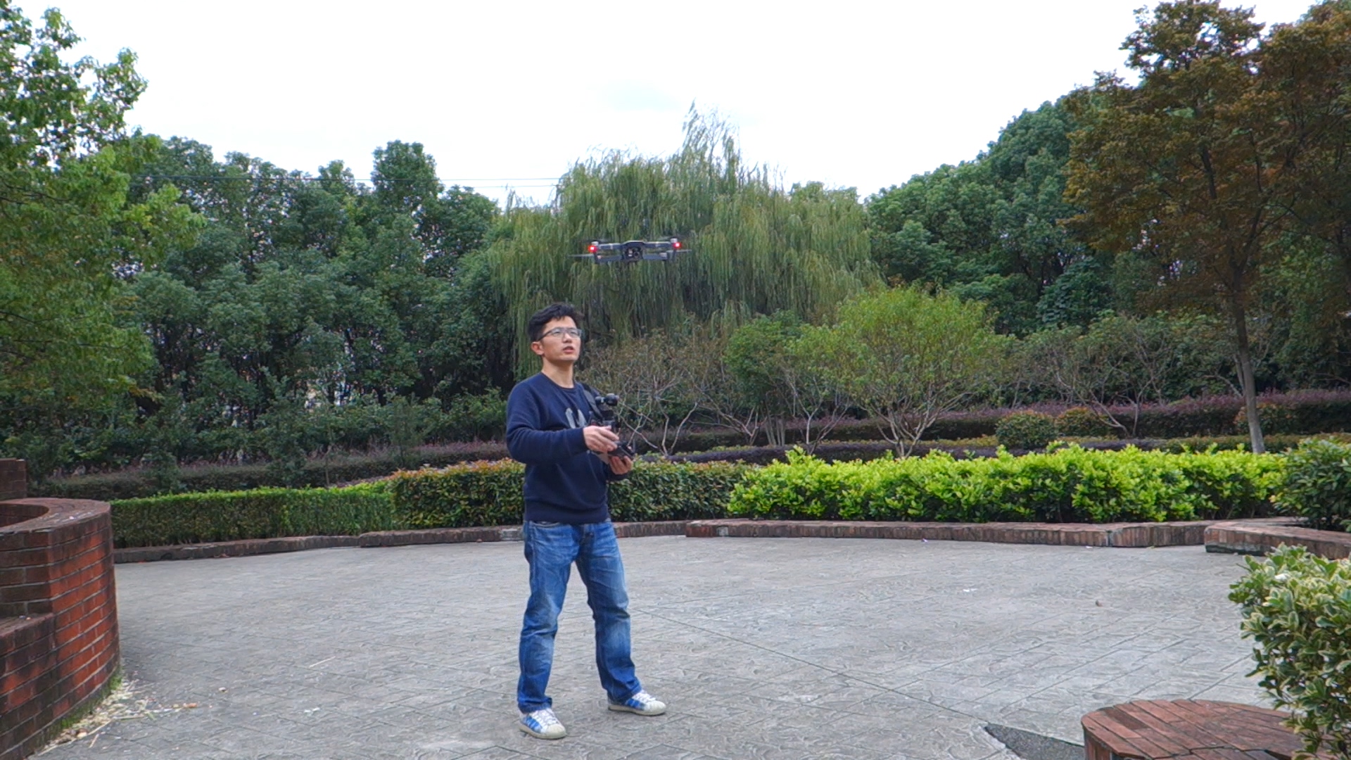 MAVIC 首次飞行小白教程.mov_002044.493.jpg