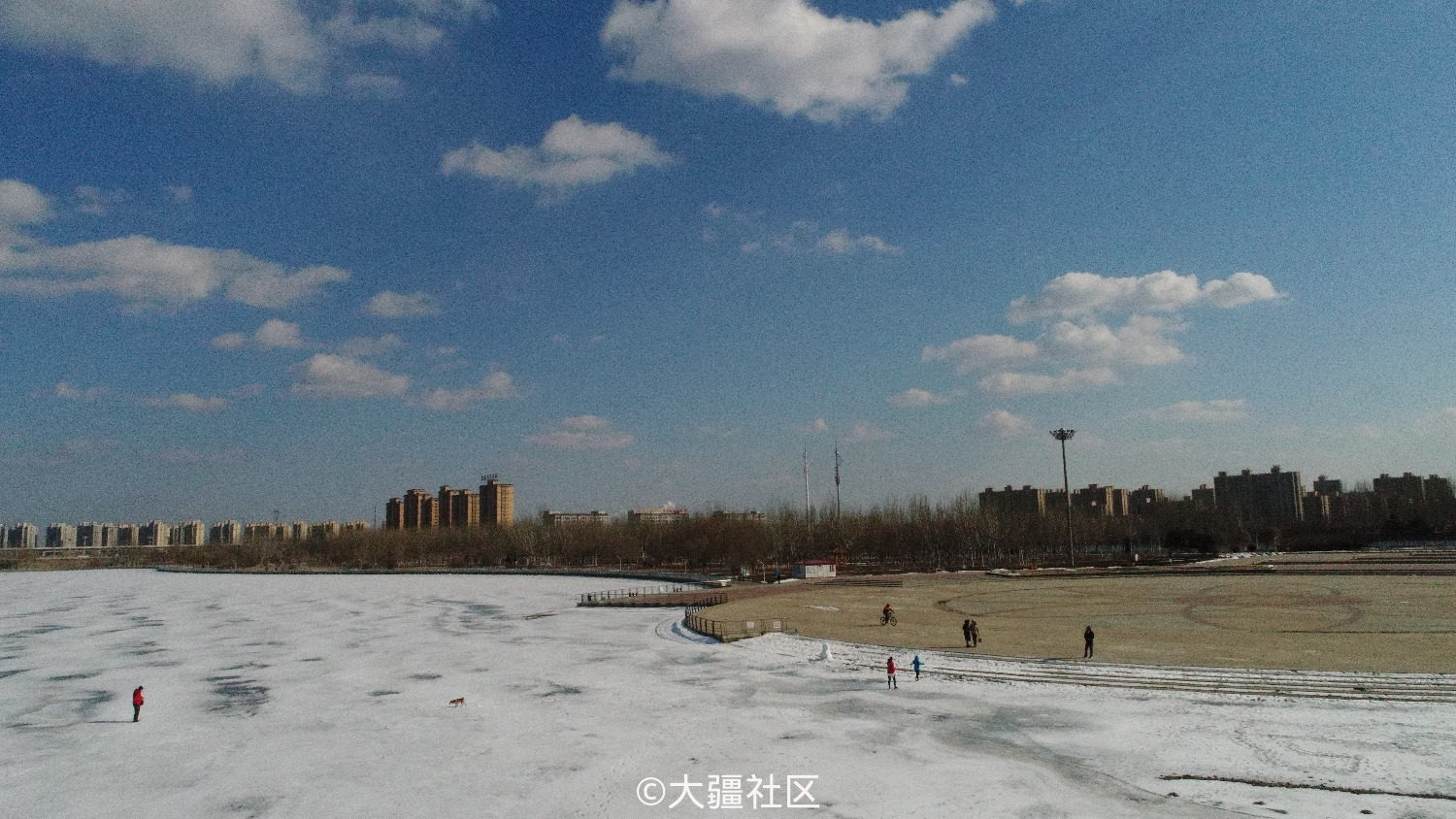 p4p 大晴天拍出的效果咋这么差呢?