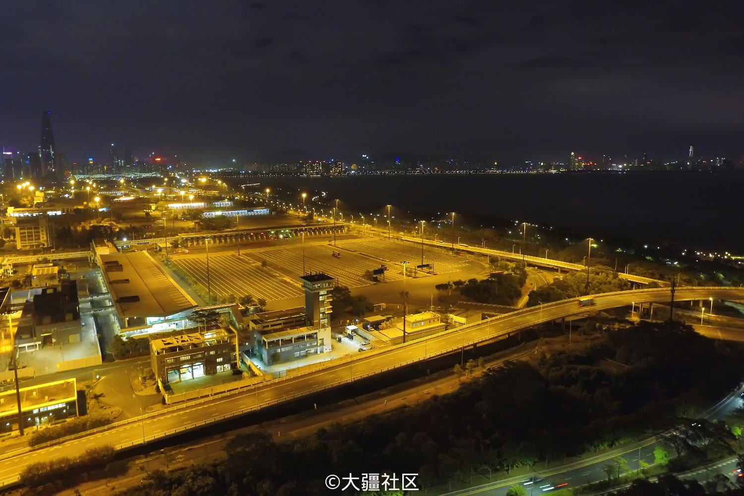 精灵3·深圳湾跨海大桥夜景