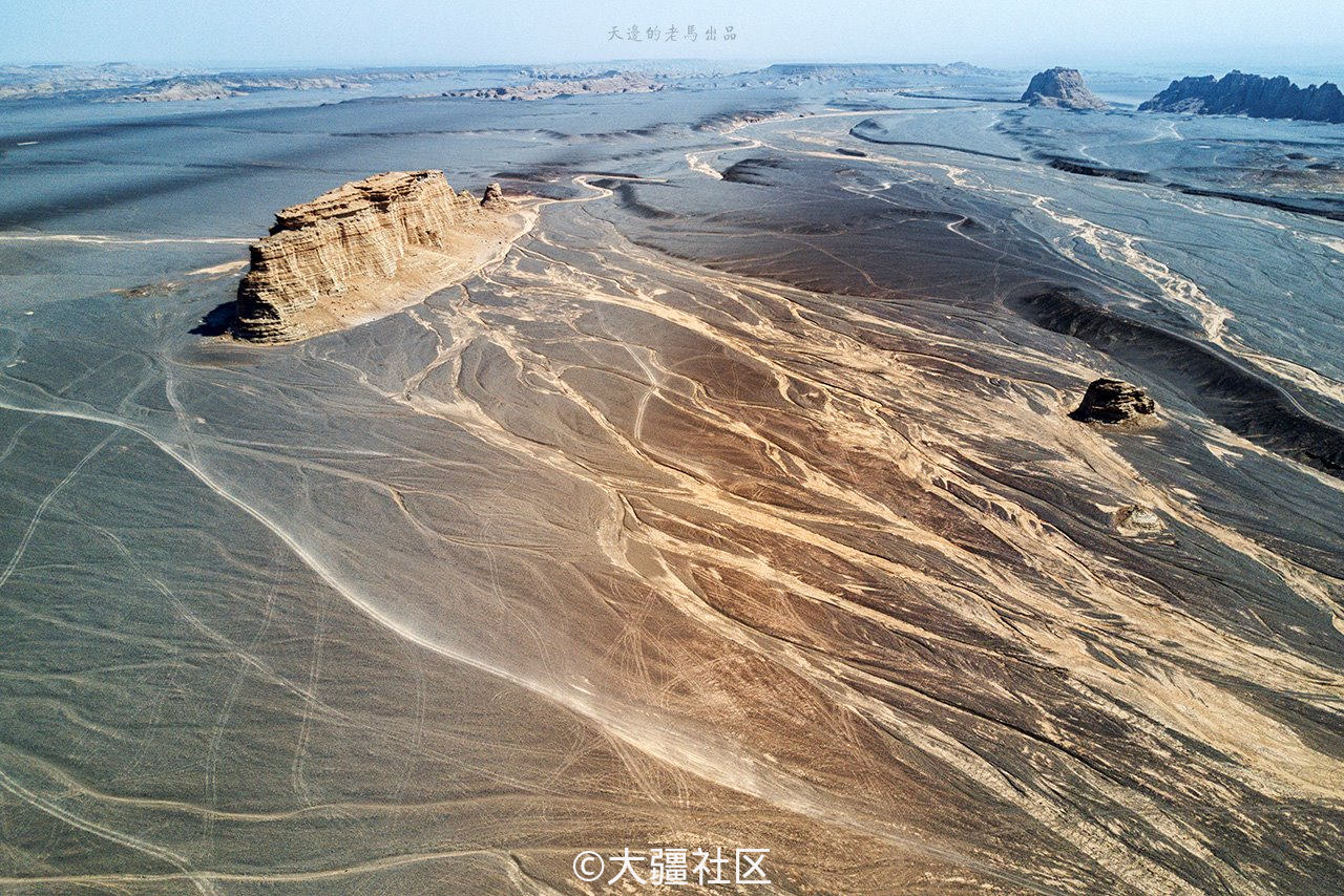 mavic航拍罗布泊大海道