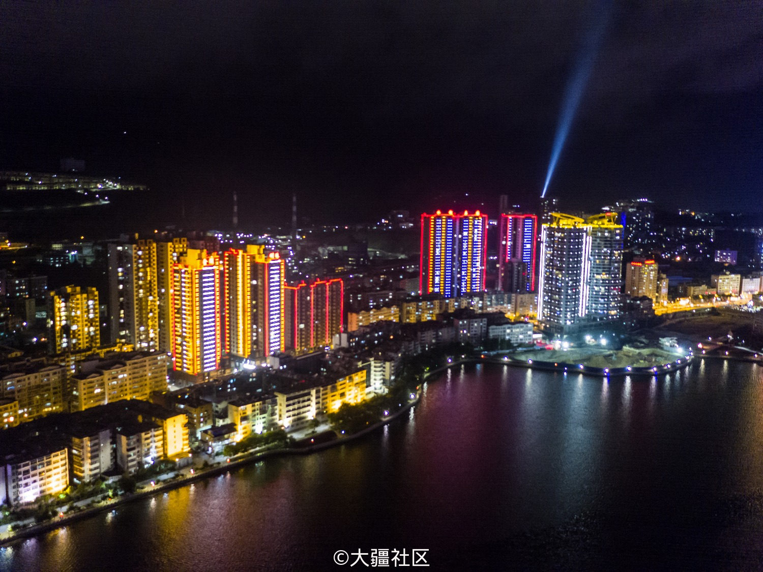 咸鱼航拍云南红河州