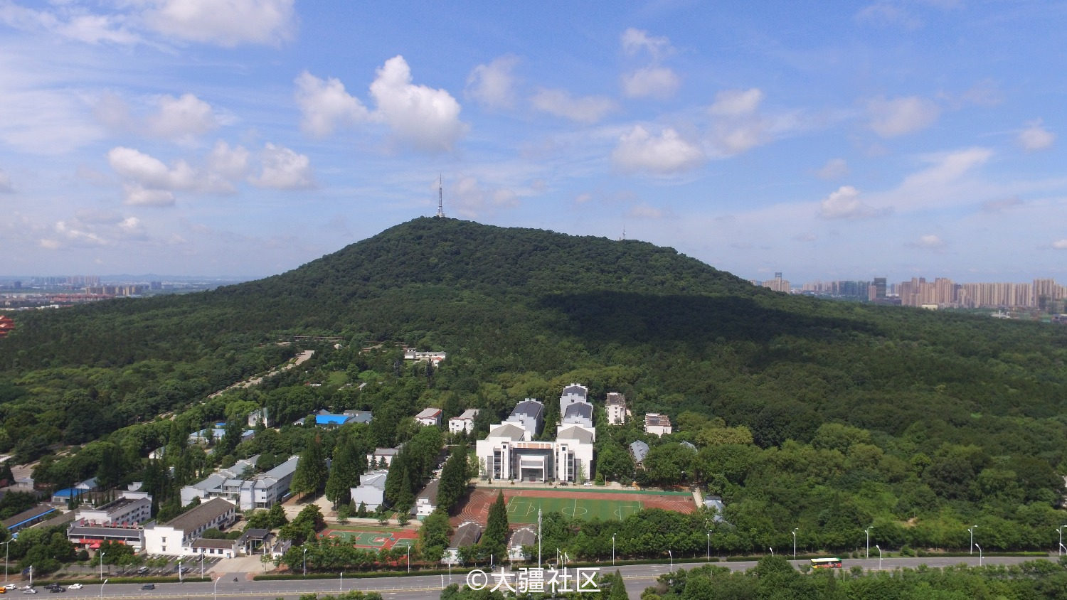 新手航拍合肥大蜀山,蜀峰湾公园,不一样的美景尽收眼底