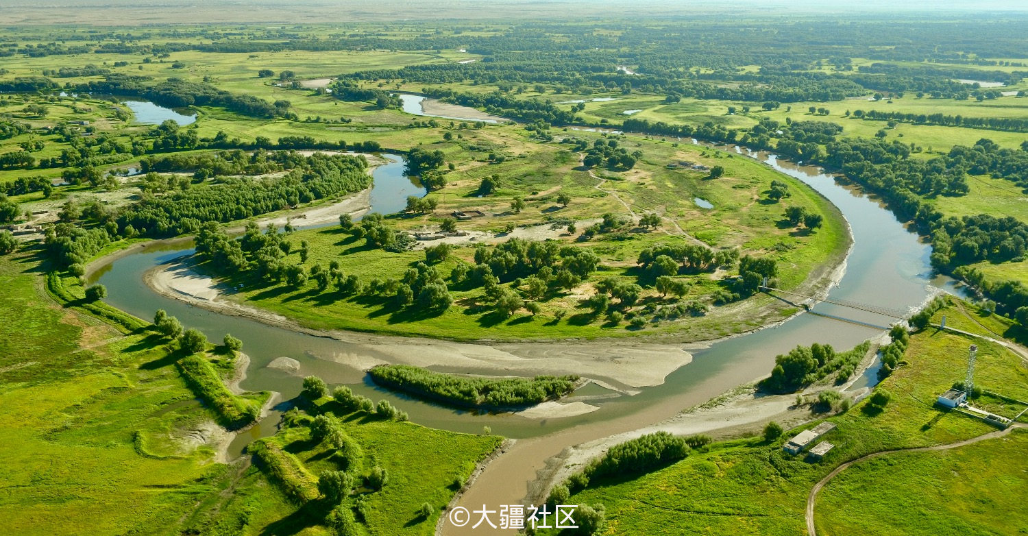 额尔齐斯河是中国唯一流入北冰洋的河流,源出中国阿尔泰山西