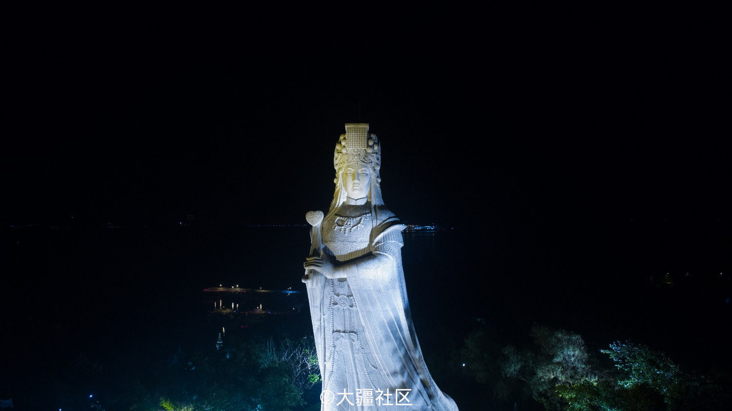 航拍妈祖庙夜景海神妈祖
