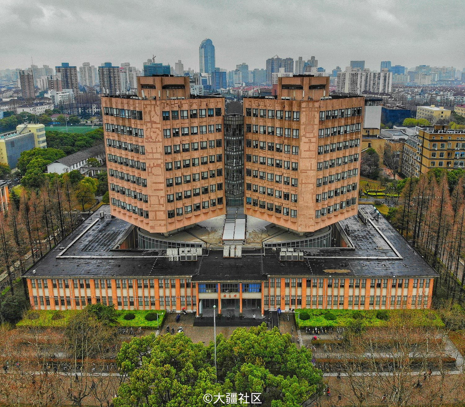航拍之同济大学v10系列