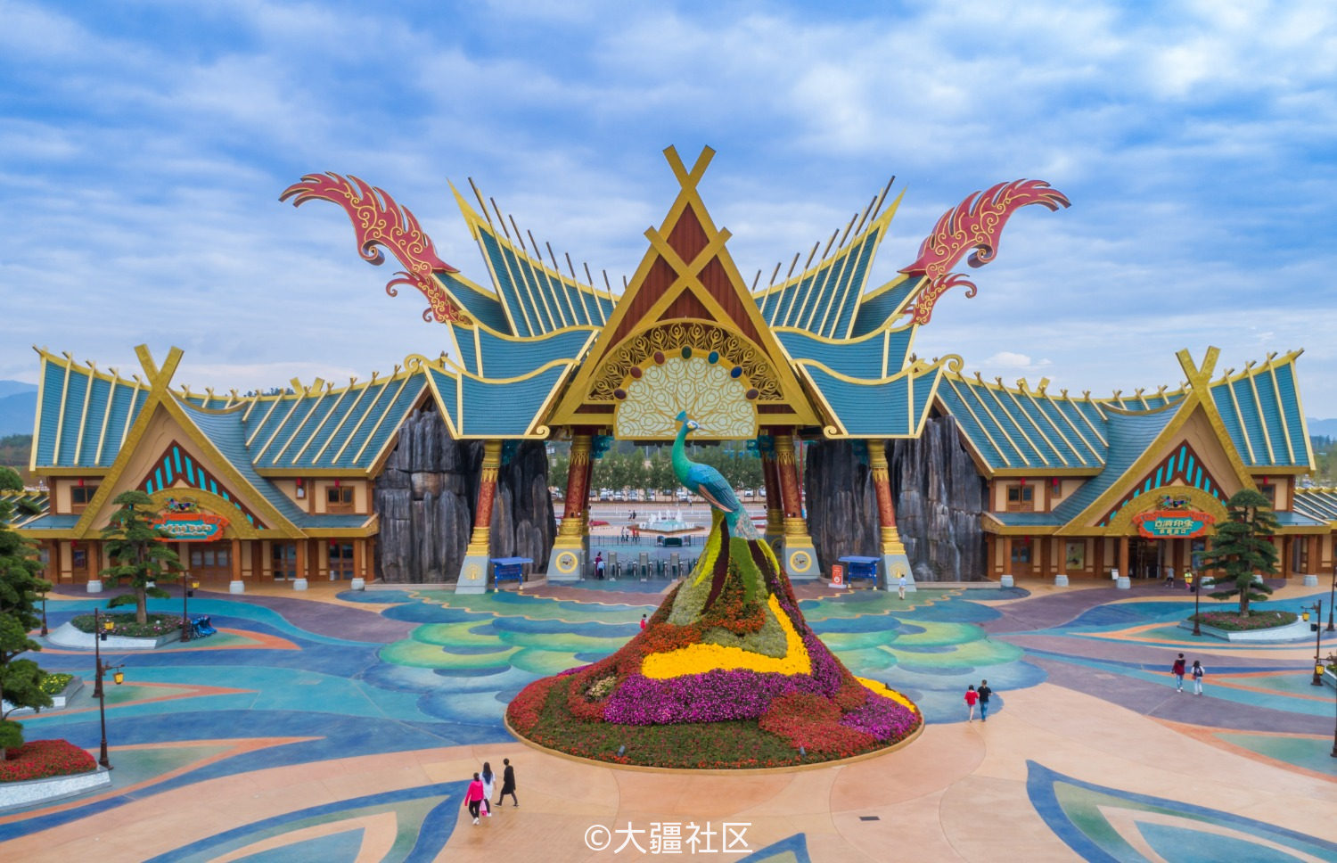 七彩云南古滇欢乐世界