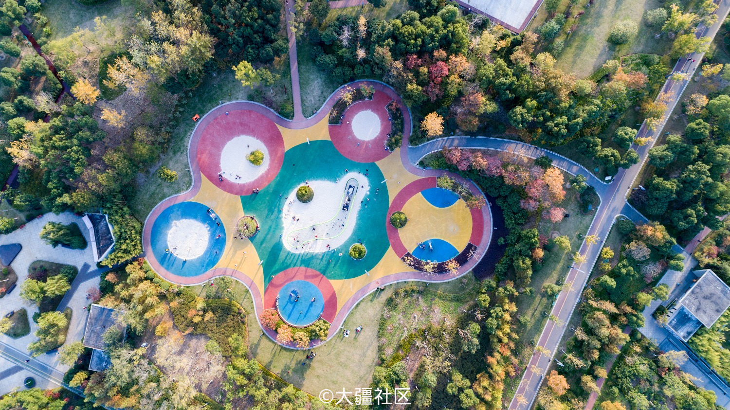 天凉好个秋#层林尽染夕阳下--航拍金秋时节合肥庐州公园