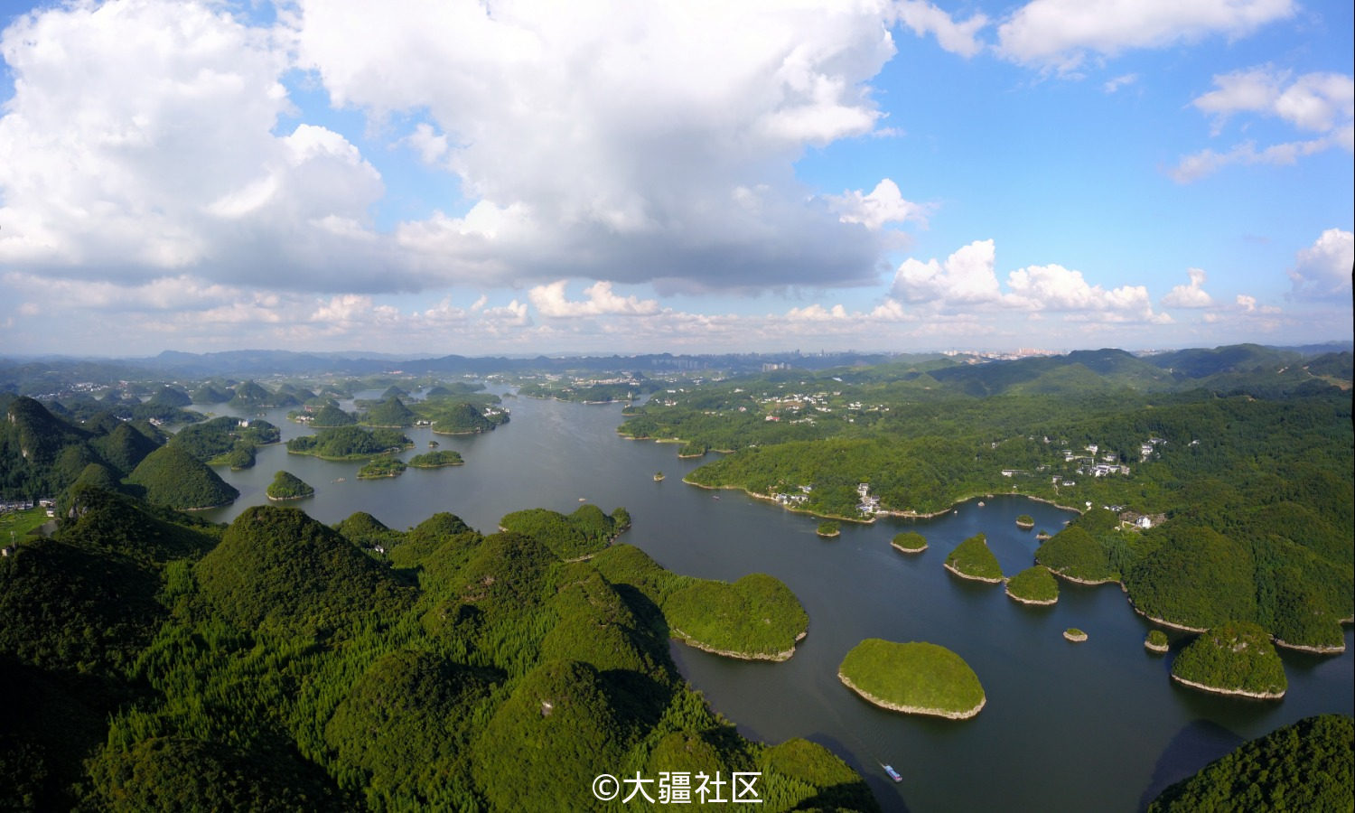 也打算在央视航拍中国贵州篇上映之前,做一个比较全的贵州航拍合 