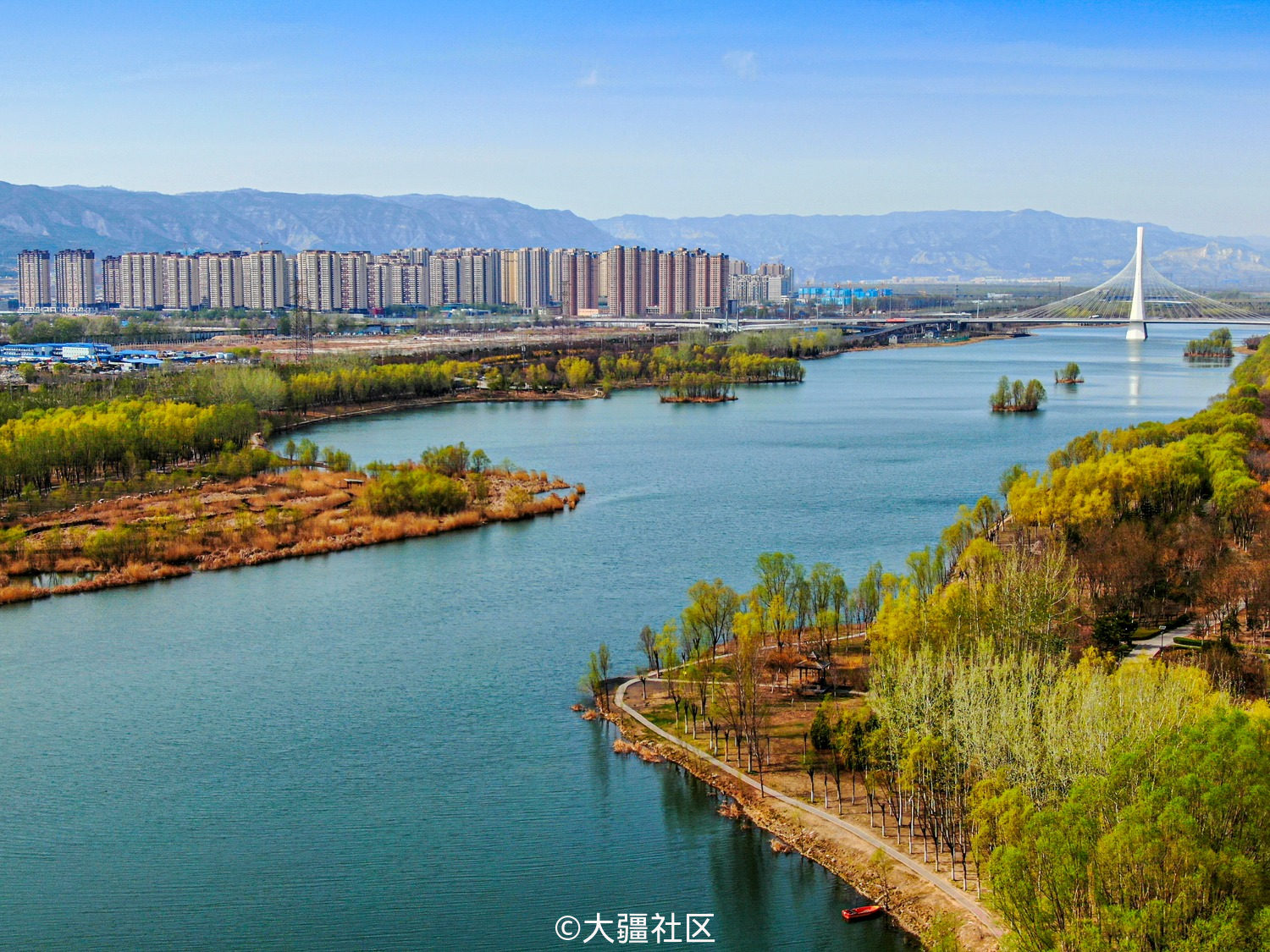春染太原汾河岸