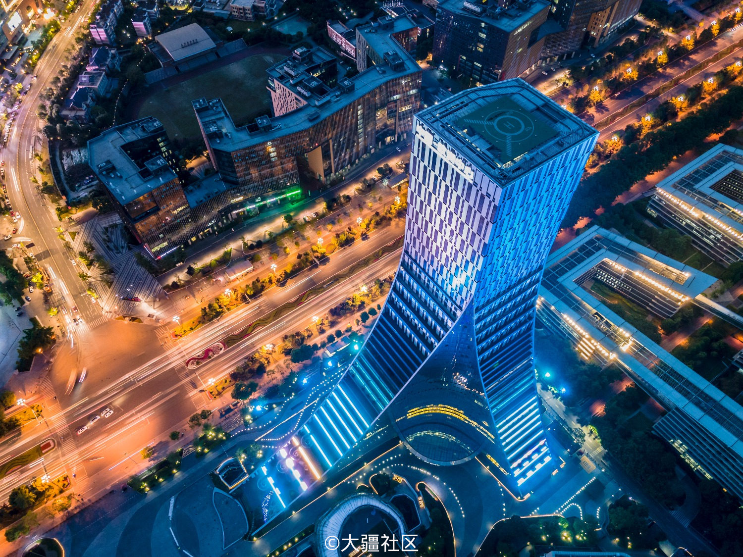 一些用air2拍摄的城市/建筑夜景