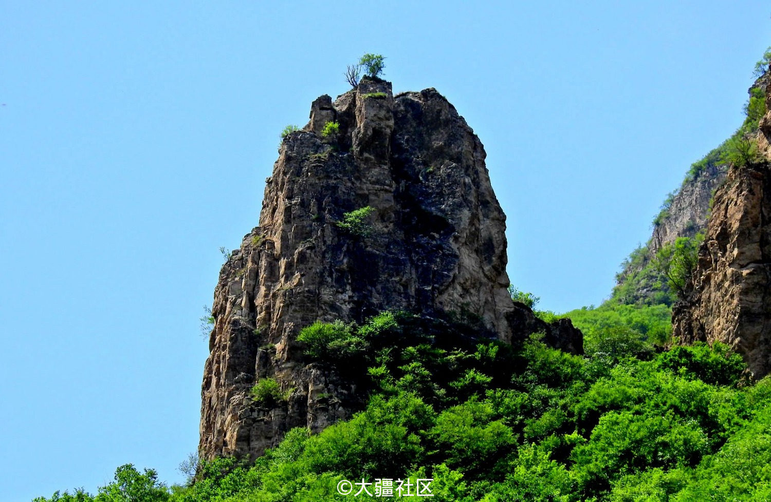 丛山峻岭的————另一番风光