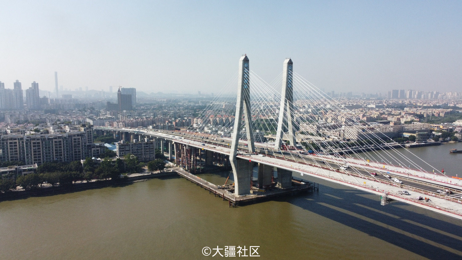建设中的广州洛溪大桥!