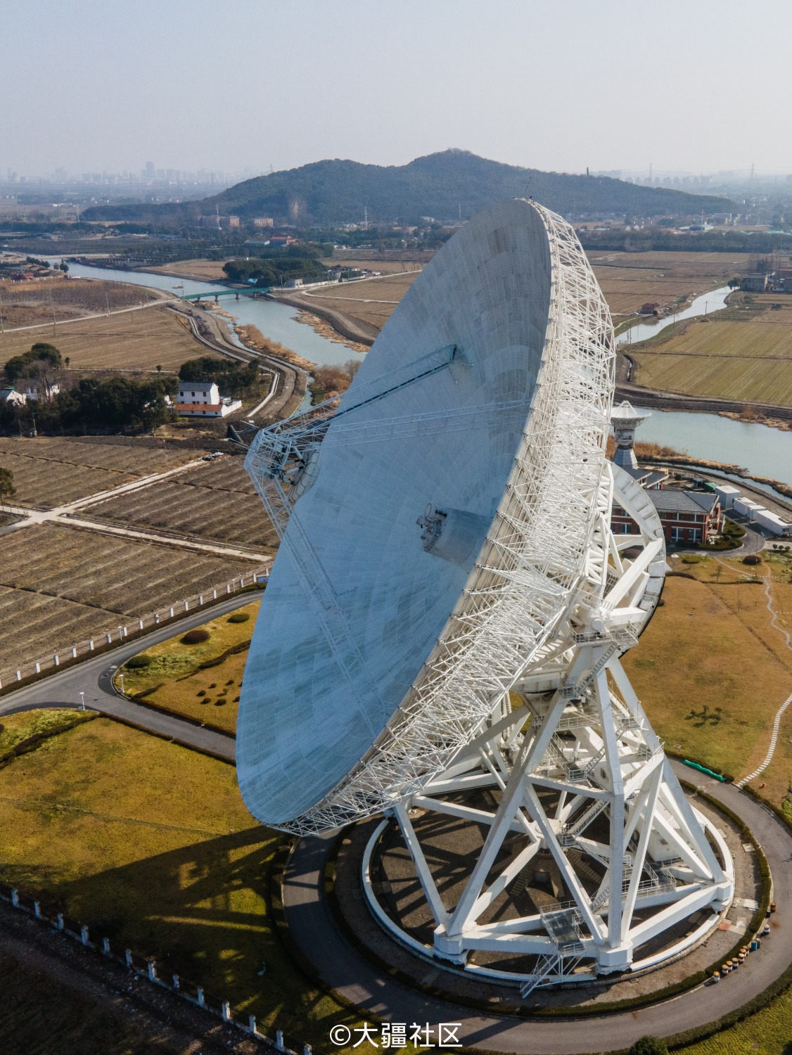 天马射电望远镜