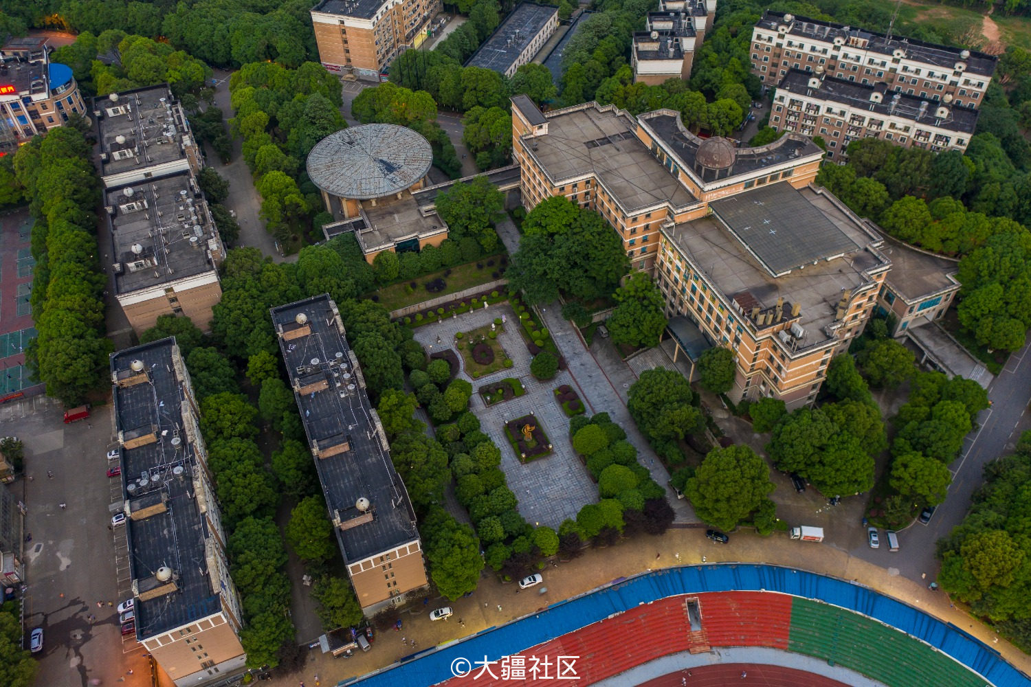 【湖南涉外经济学院小星球全景】