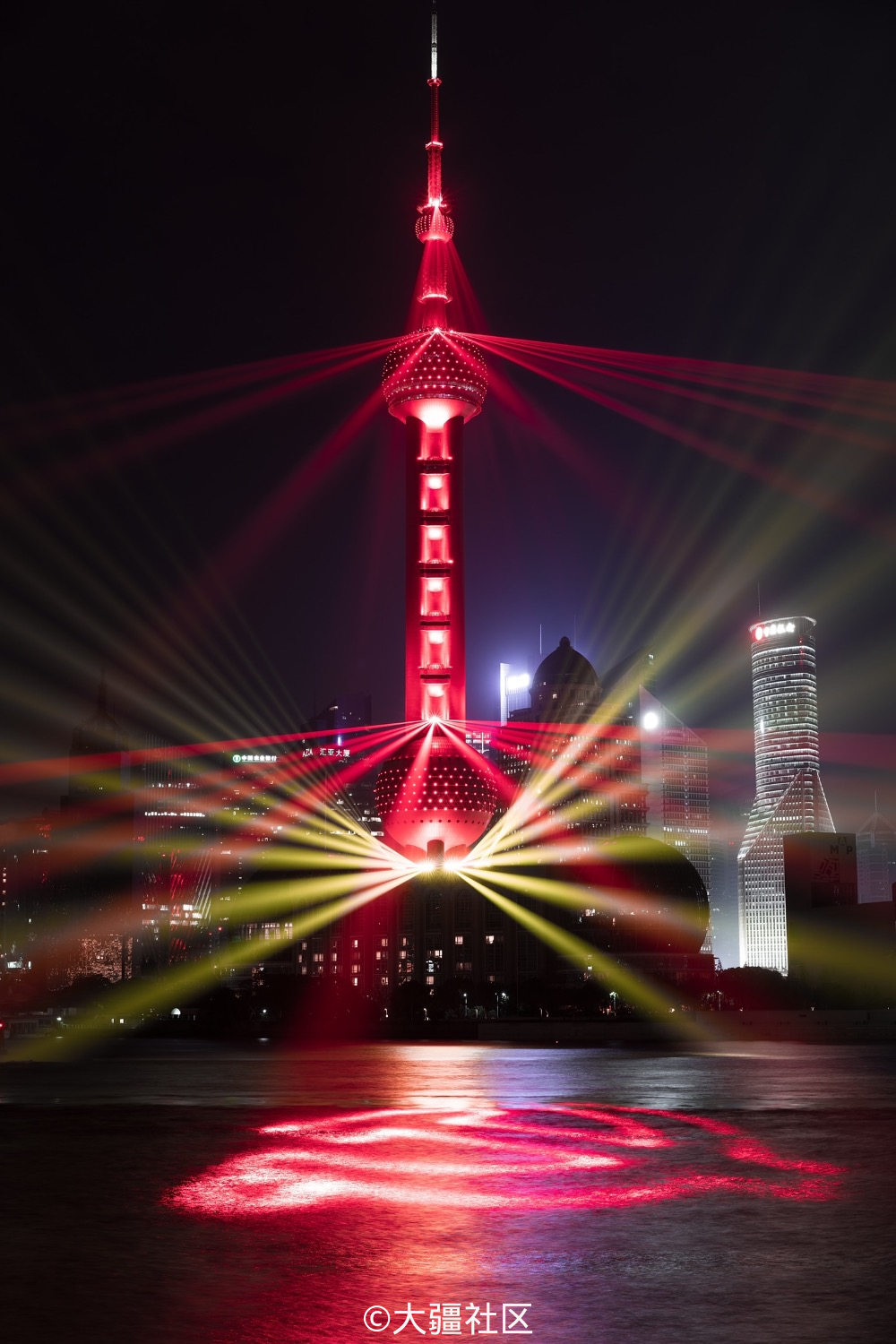 《百年征途 不忘初心》刷爆全网的上海外滩光影秀背后的那些事