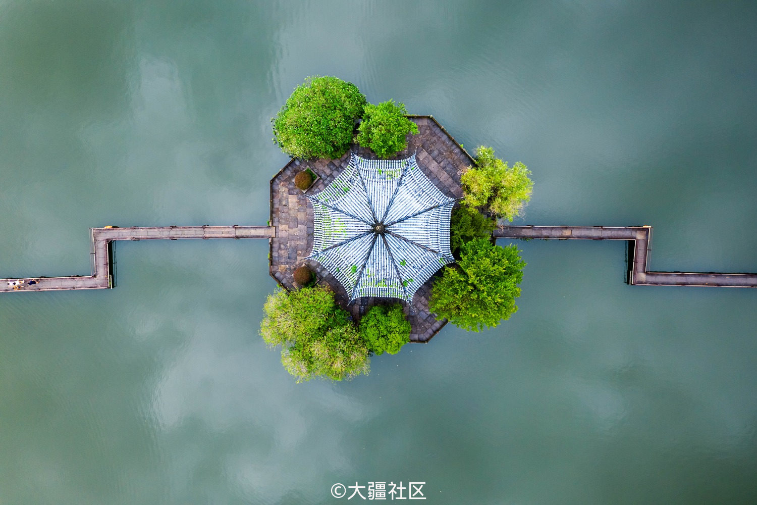 鸟瞰东湖