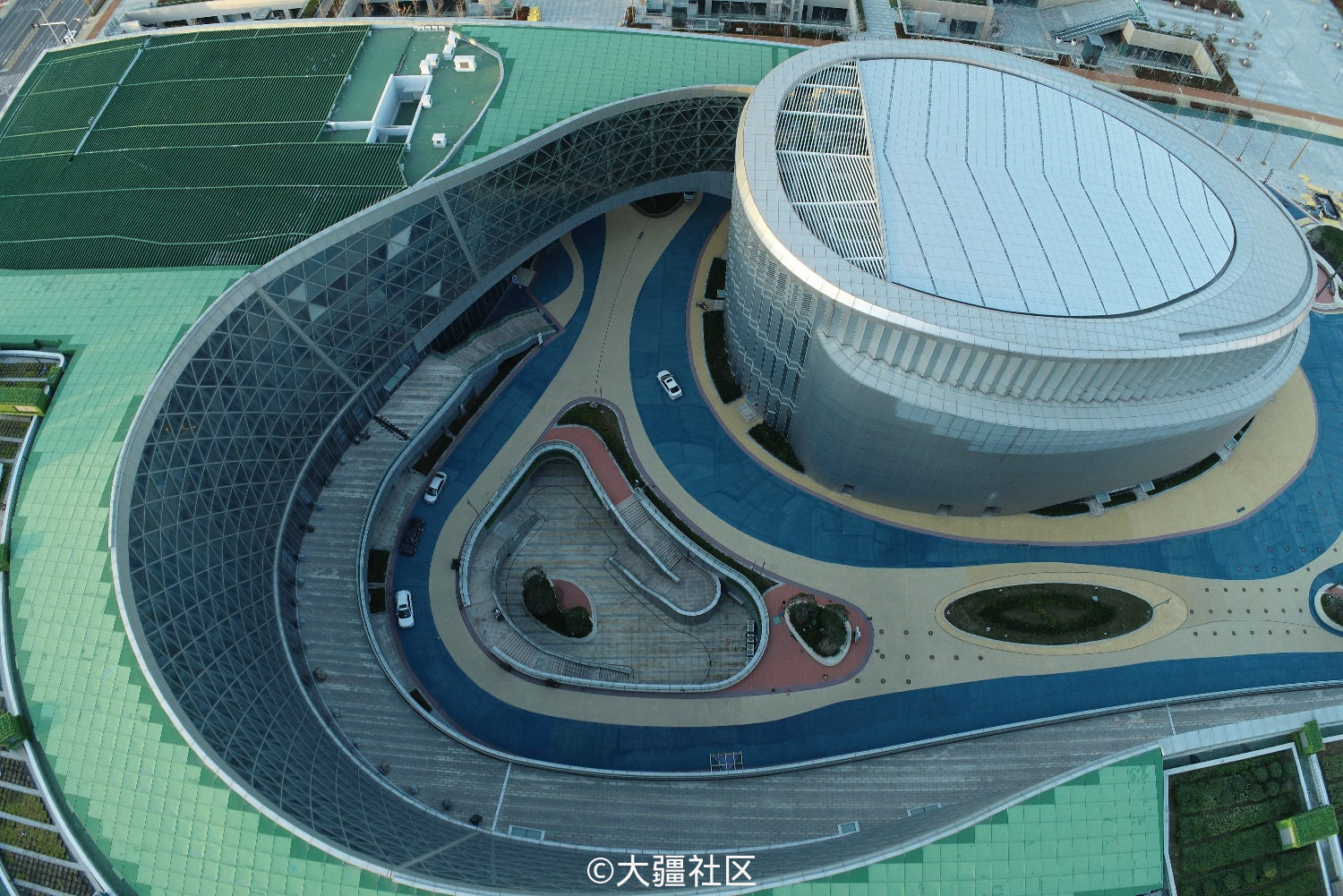 空中俯瞰郑州市民活动中心壮观