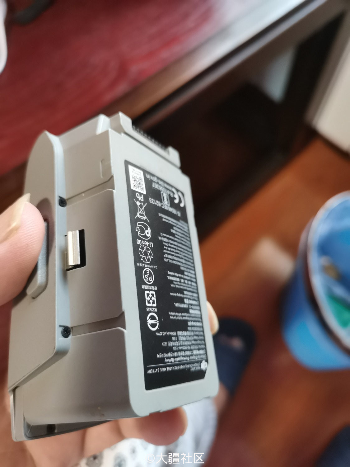 御air2电池鼓包了!-航拍无人机-大疆社区