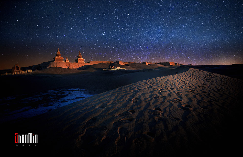 大漠孤城的星空.jpg