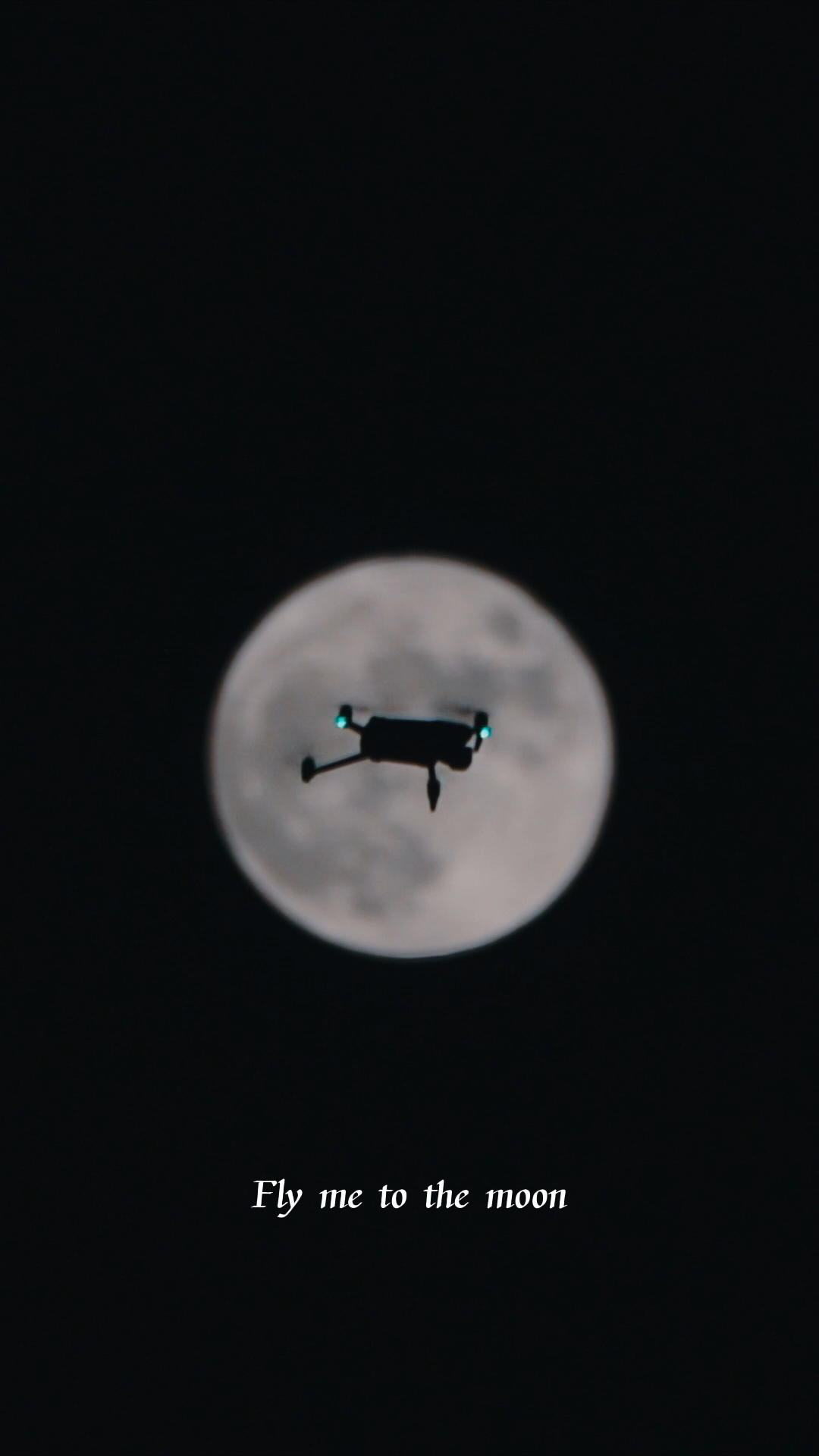 满月与无人机 Portrait 中秋明月 此时可掇-0001.png