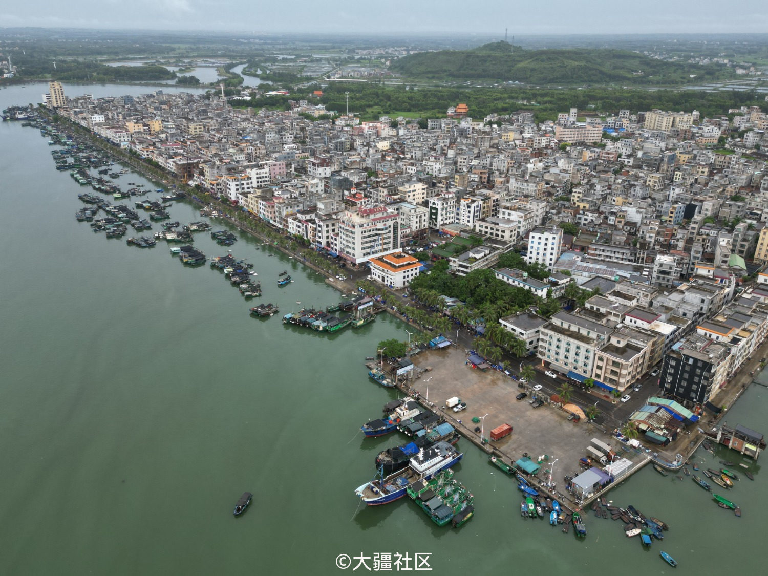 雷州市乌石镇天成台度假村