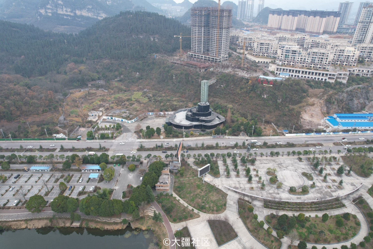 贵州兴仁东湖公园