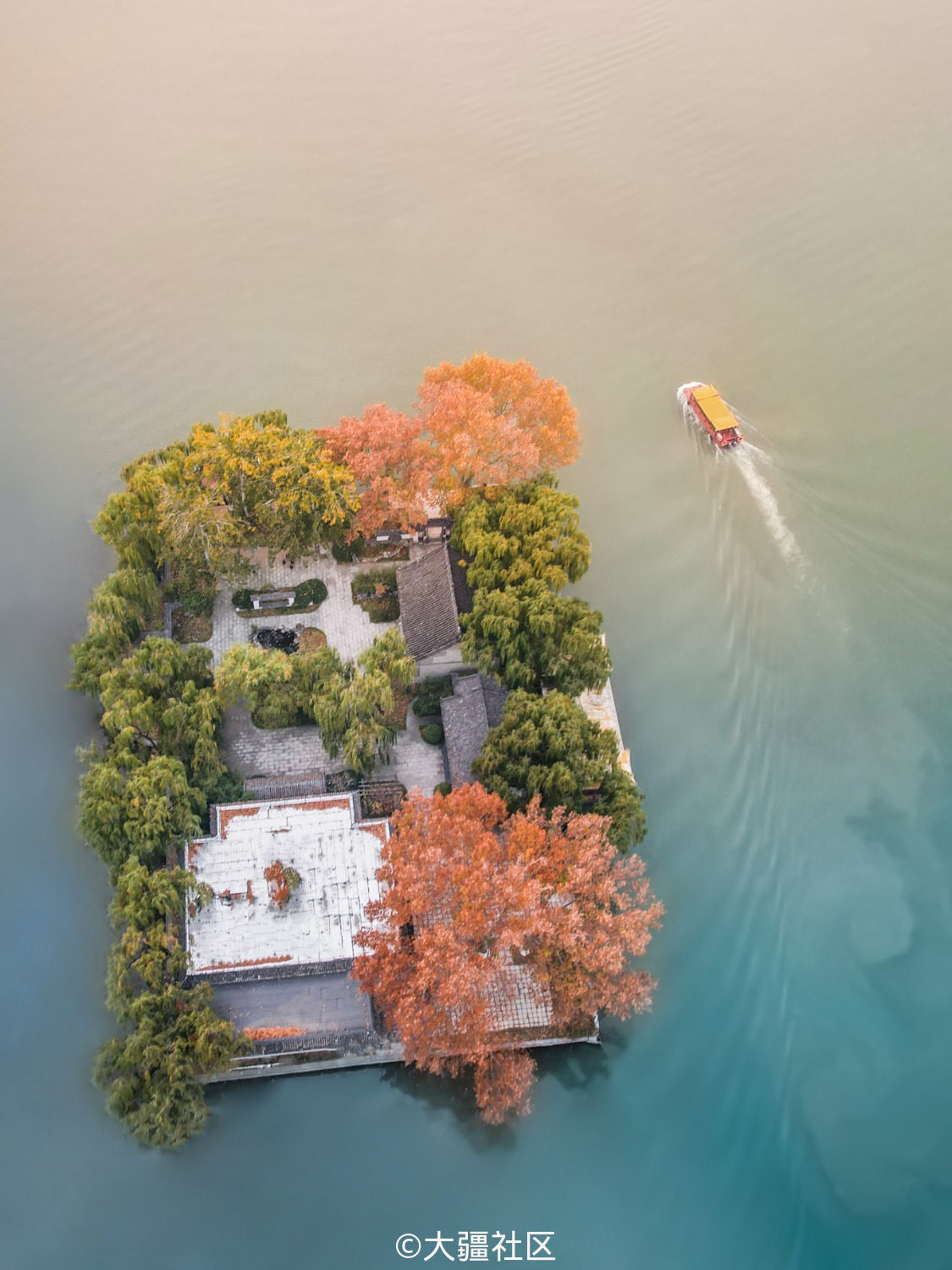 耗时一年我记录下大明湖湖心亭的一年四季