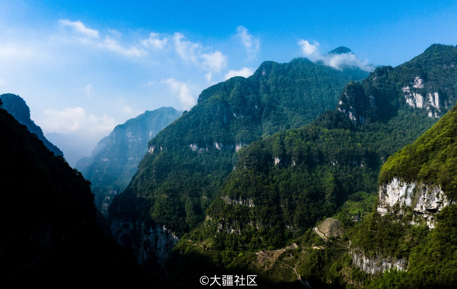 鸟瞰大渡河金口大峡谷-航拍无人机-大疆社区