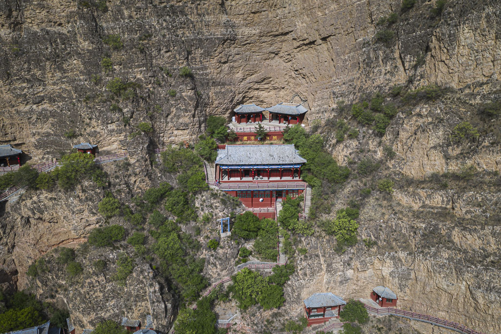 寻找亮剑的影子6像光洞