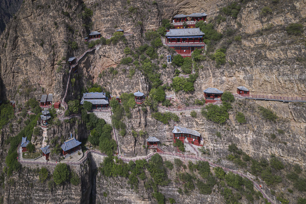 寻找亮剑的影子6像光洞