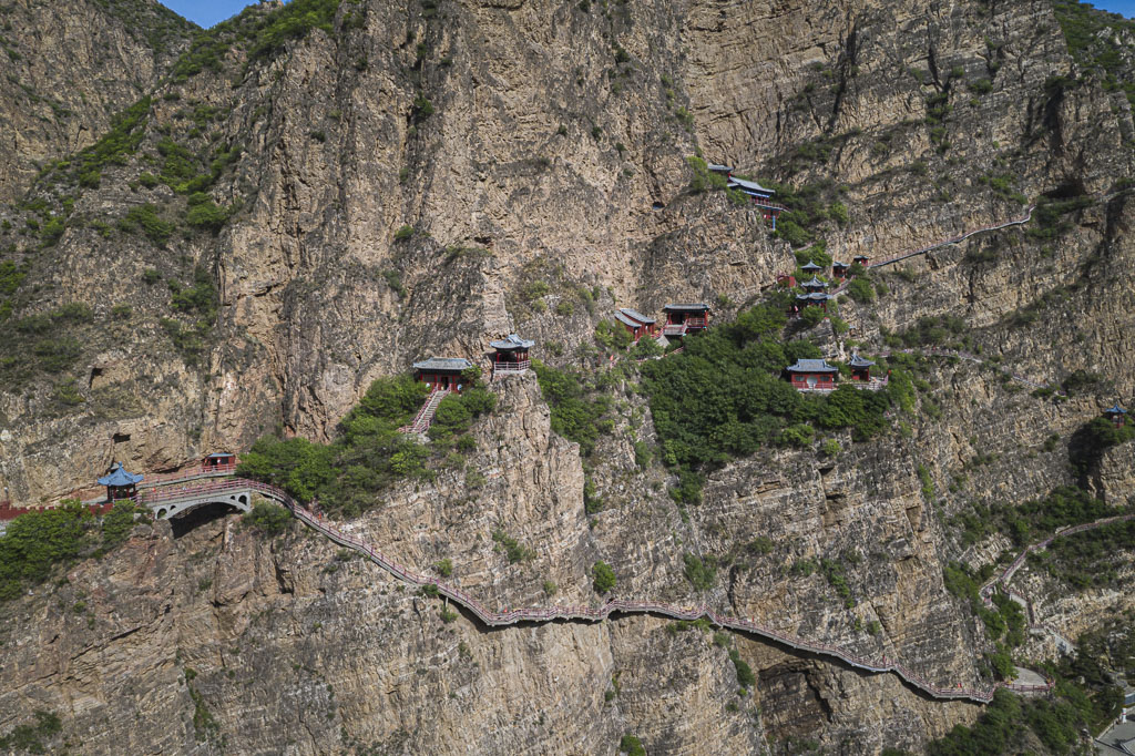 寻找亮剑的影子6像光洞