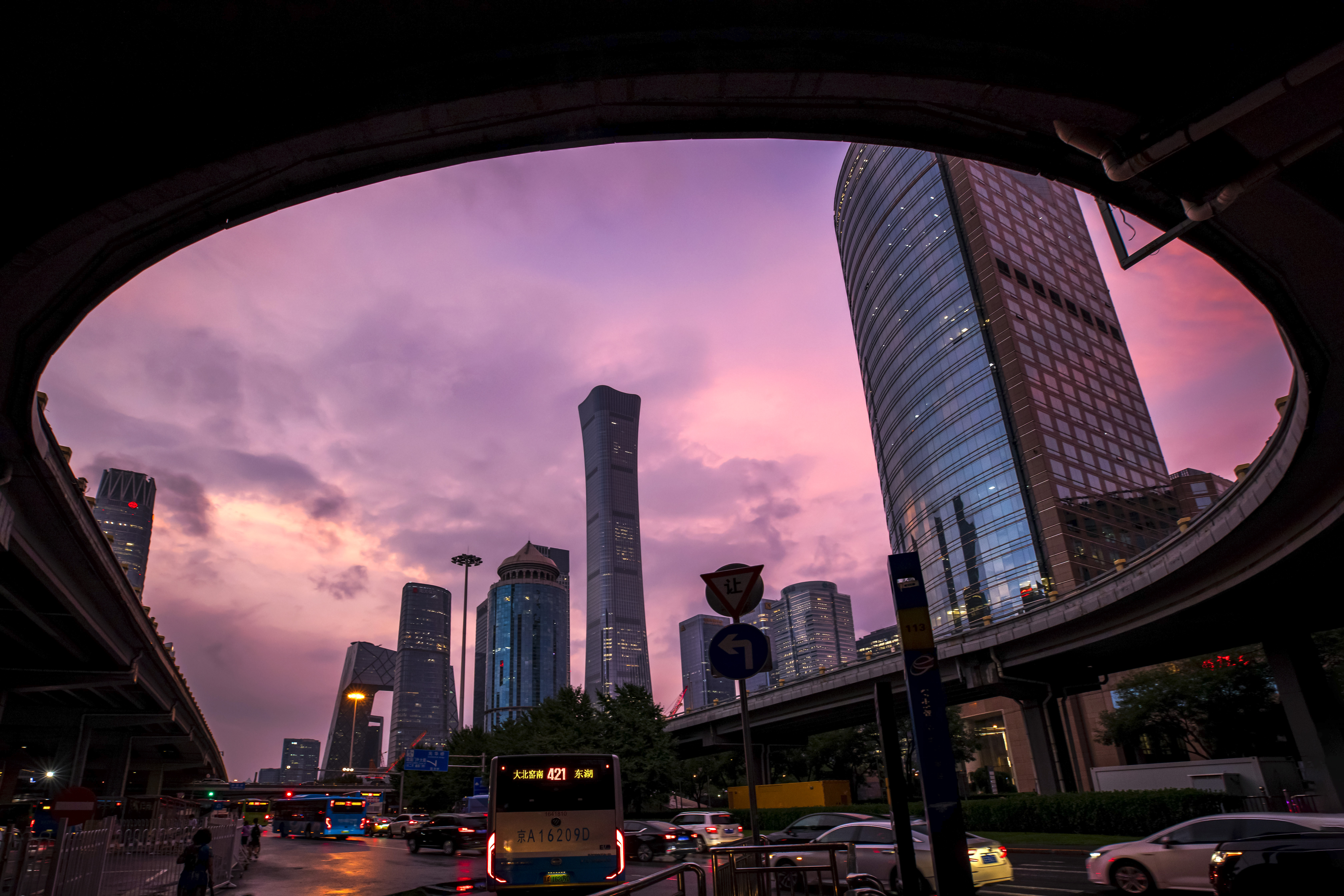 北京cbd夜景 繁华图片