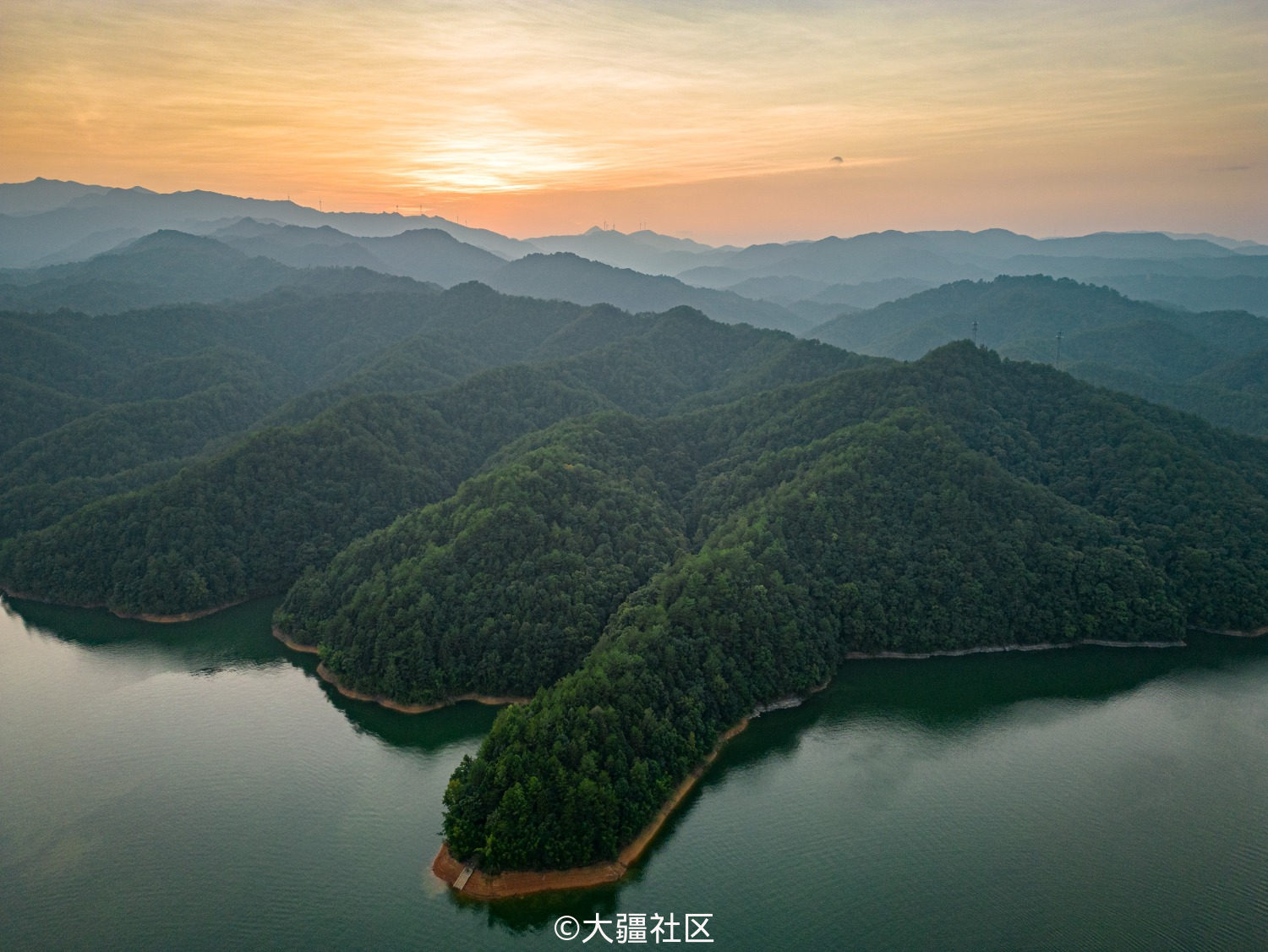 绿水青山长潭旅游度假区