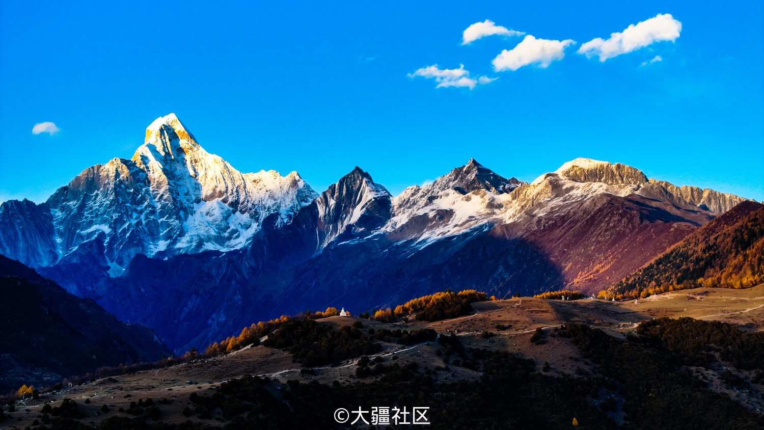 带着大疆去旅行之航拍四姑娘山景区深秋的记忆